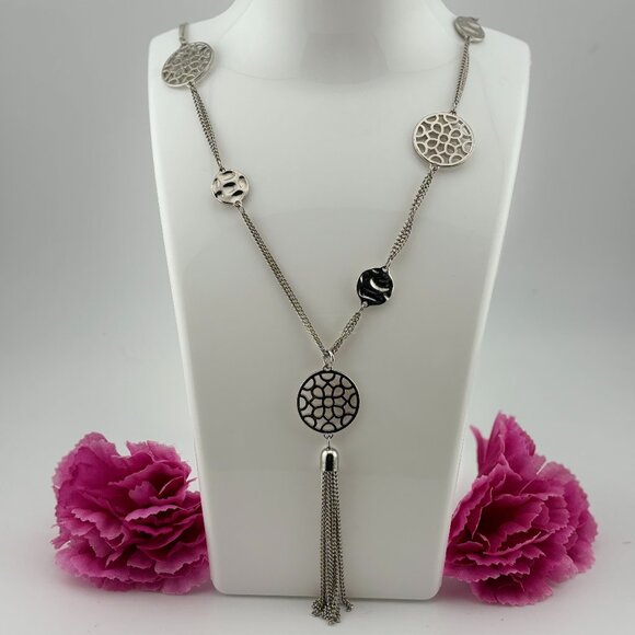 Jewelry - Silver Toned Circle Design Tassel Long Body Necklace